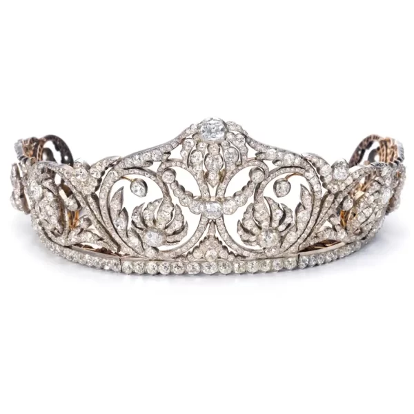 Adorable 32.65 Carat Diamond 925 Sterling Silver Bridal Crown
