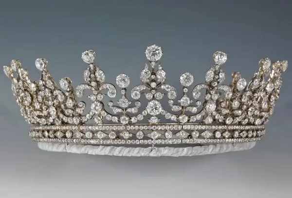 Charming 23 Carat Diamond 925 Sterling Silver Bridal Crown