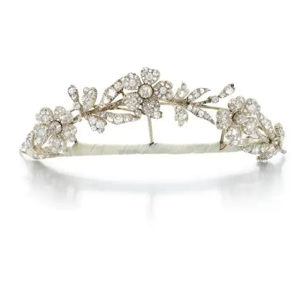 Fashionable 6.9 Carat Diamond 925 Sterling Silver Birthday Tiara