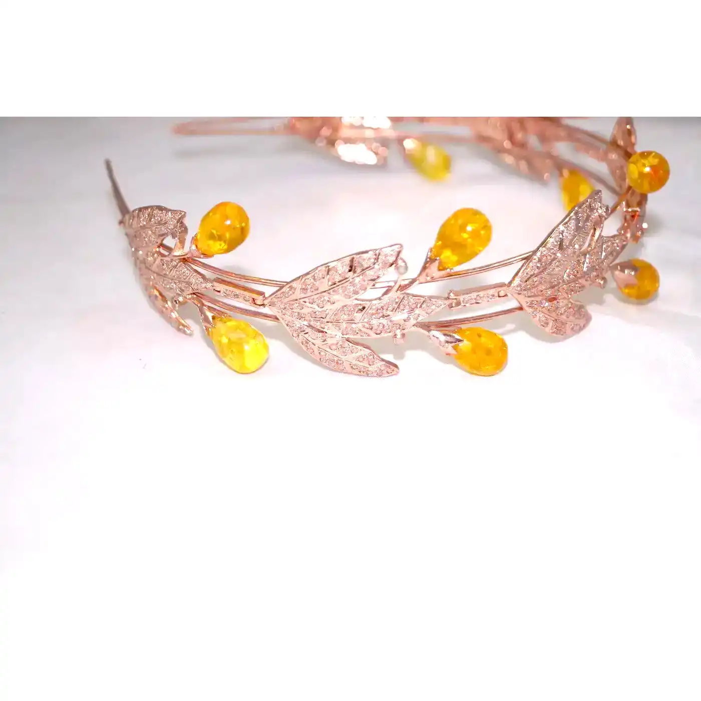 Golden Harvest Leaf Convertible Tiara Necklace Set – Silver with Diamond & Yellow Sapphire Teardrop Gemstones (39 Carats) - Image 9