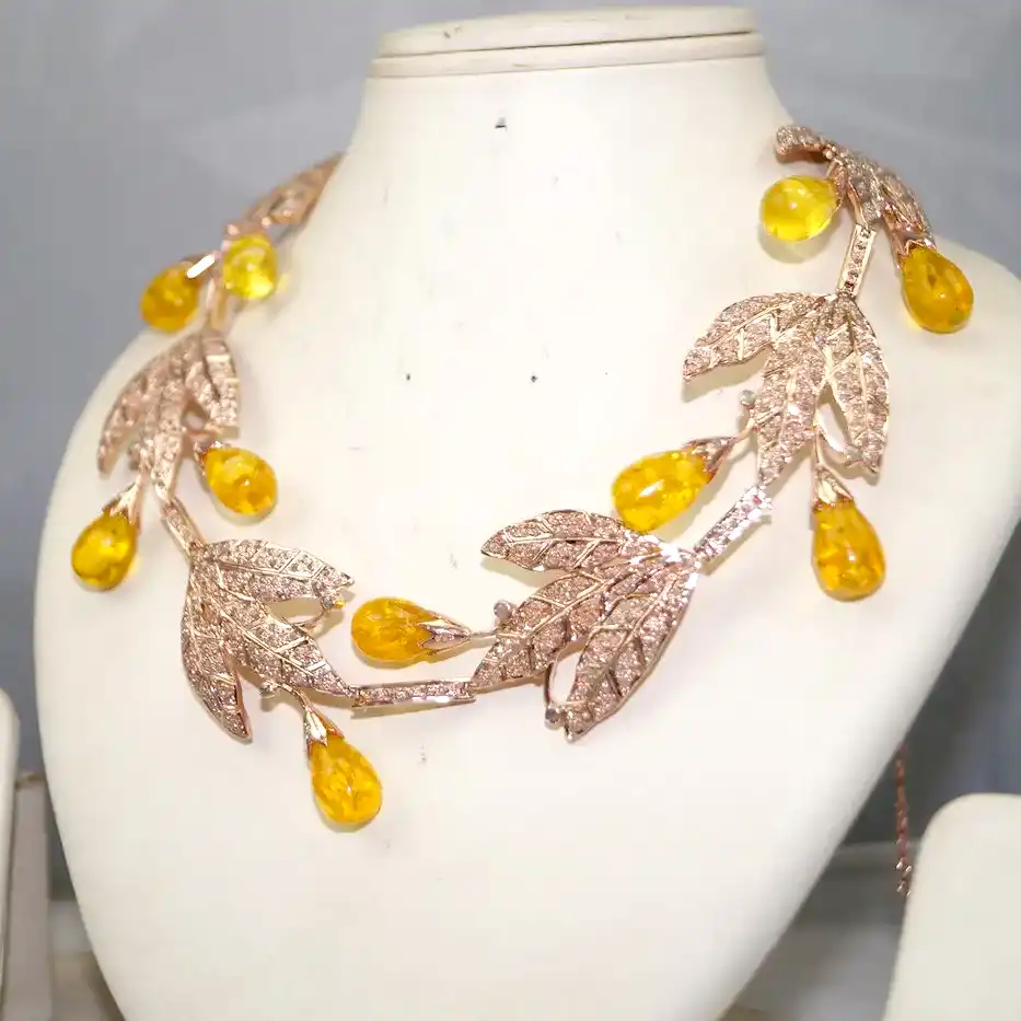 Golden Harvest Leaf Convertible Tiara Necklace Set – Silver with Diamond & Yellow Sapphire Teardrop Gemstones (39 Carats) - Image 4