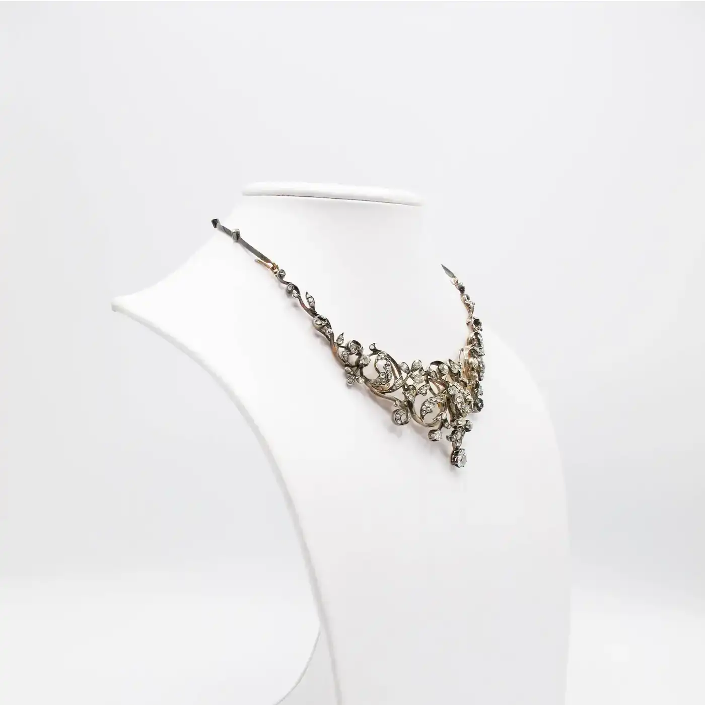 Antique Victorian Diamond Fleur-de-Lis Crown Tiara Necklace Set (14 Carats) - Image 4